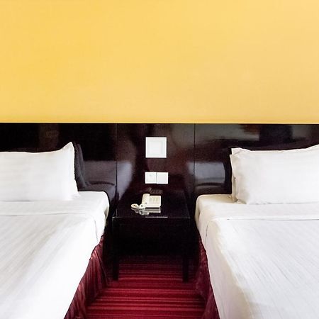 Oyo 89693 Perkasa Hotel Keningau Near Hospital Keningau Extérieur photo