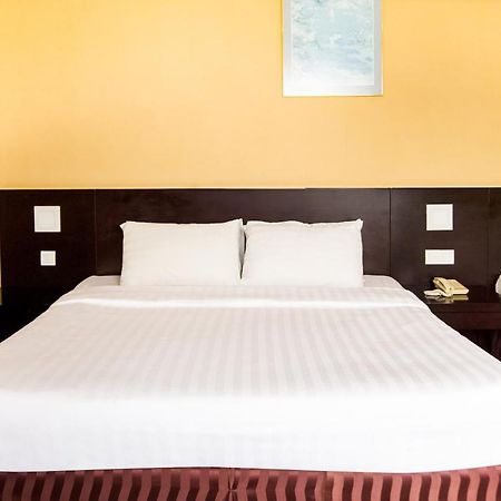 Oyo 89693 Perkasa Hotel Keningau Near Hospital Keningau Extérieur photo