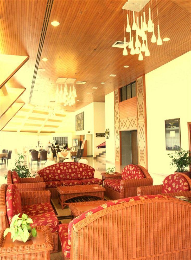Oyo 89693 Perkasa Hotel Keningau Near Hospital Keningau Extérieur photo