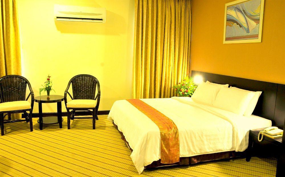 Oyo 89693 Perkasa Hotel Keningau Near Hospital Keningau Extérieur photo