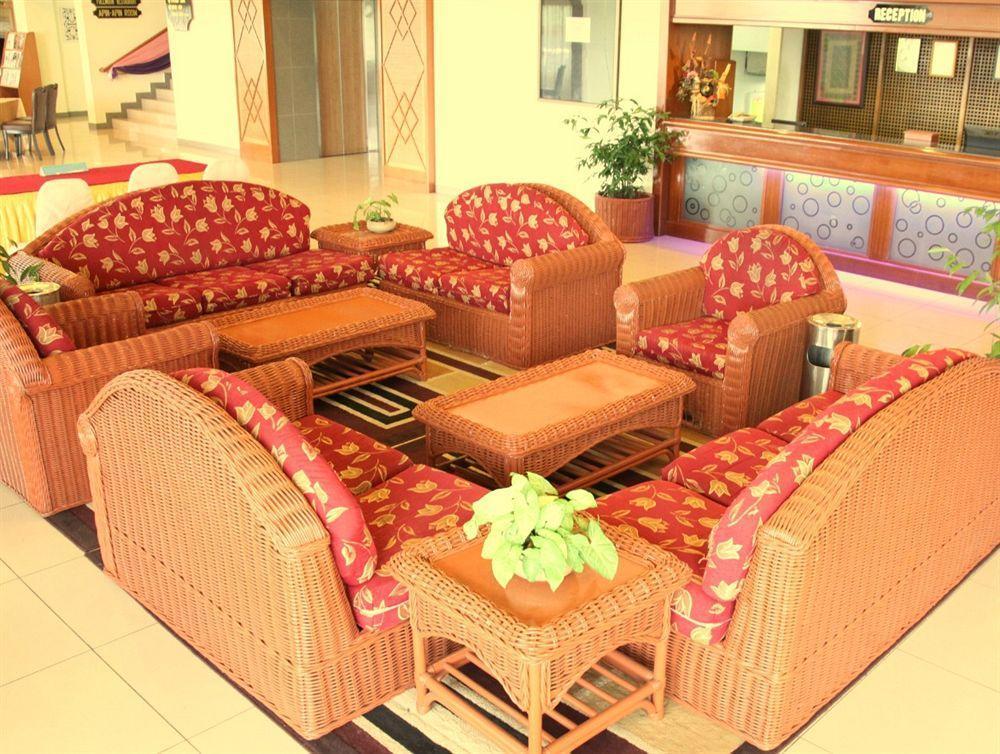 Oyo 89693 Perkasa Hotel Keningau Near Hospital Keningau Extérieur photo