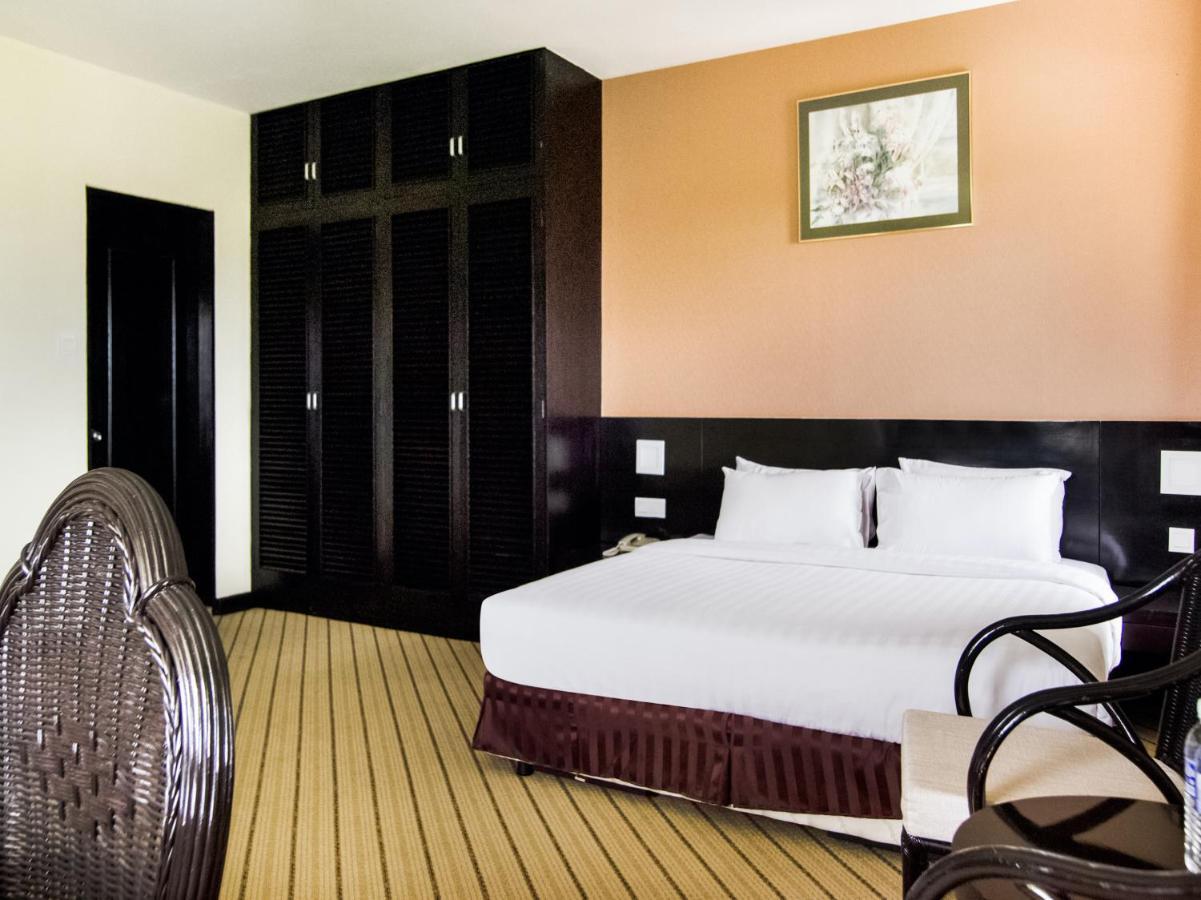 Oyo 89693 Perkasa Hotel Keningau Near Hospital Keningau Extérieur photo