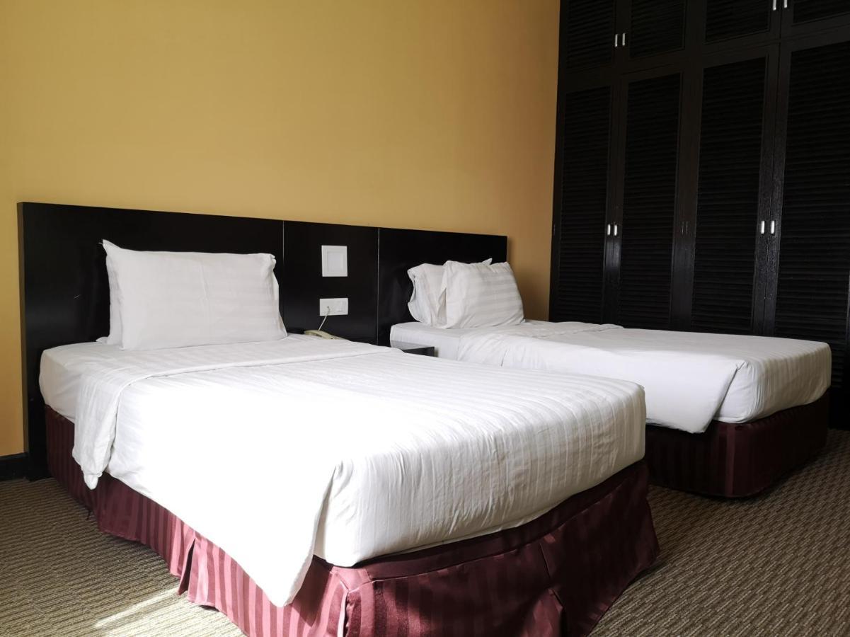 Oyo 89693 Perkasa Hotel Keningau Near Hospital Keningau Extérieur photo