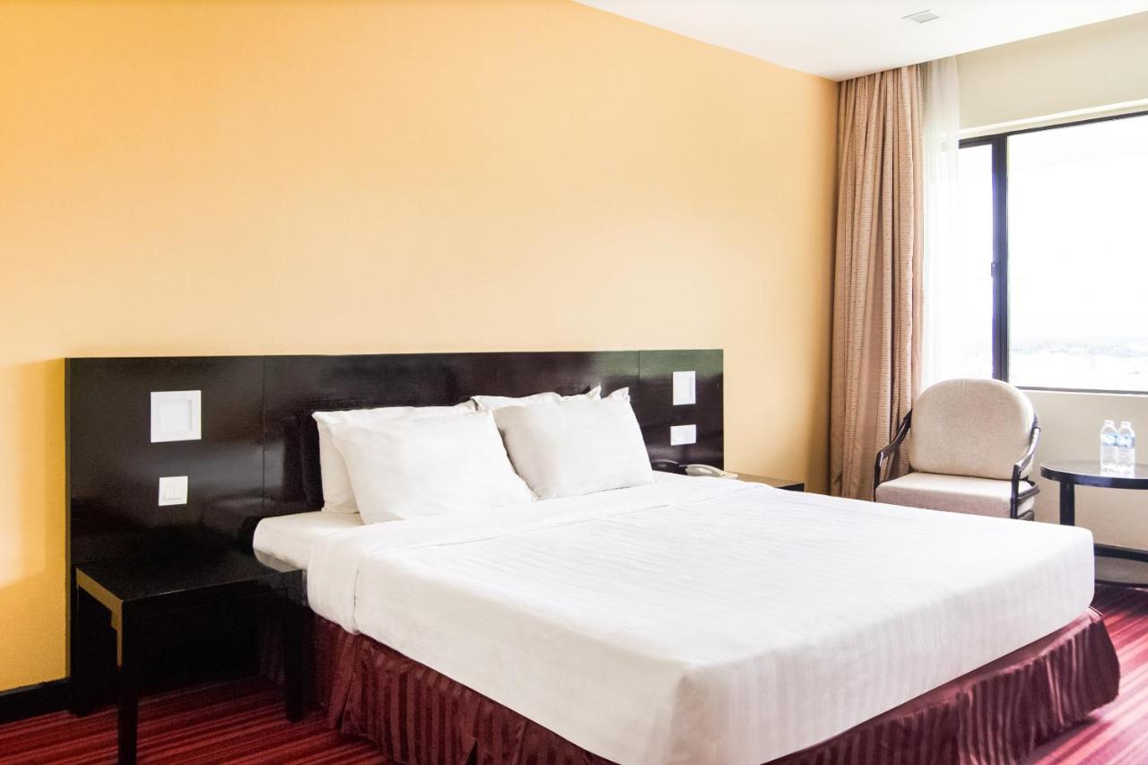 Oyo 89693 Perkasa Hotel Keningau Near Hospital Keningau Extérieur photo